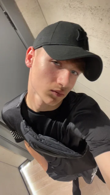wsgscousefit18 profile photo